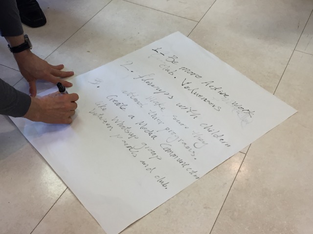 Youth Department holds meeting with parents