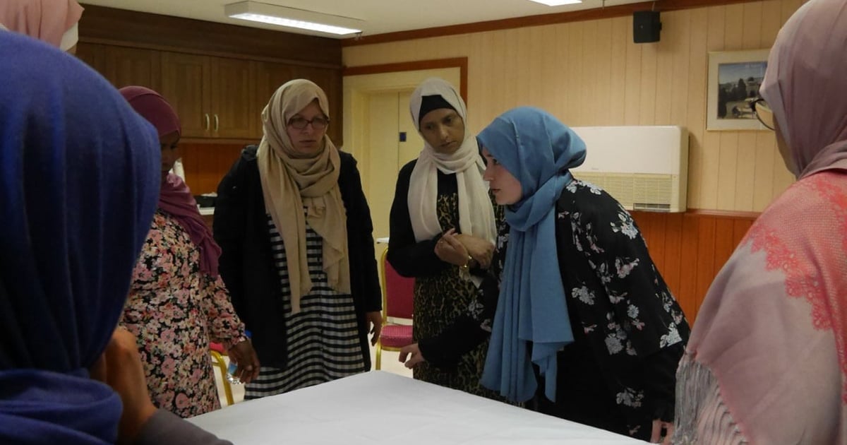 MSOE Volunteers Washing &amp; Shrouding Workshop