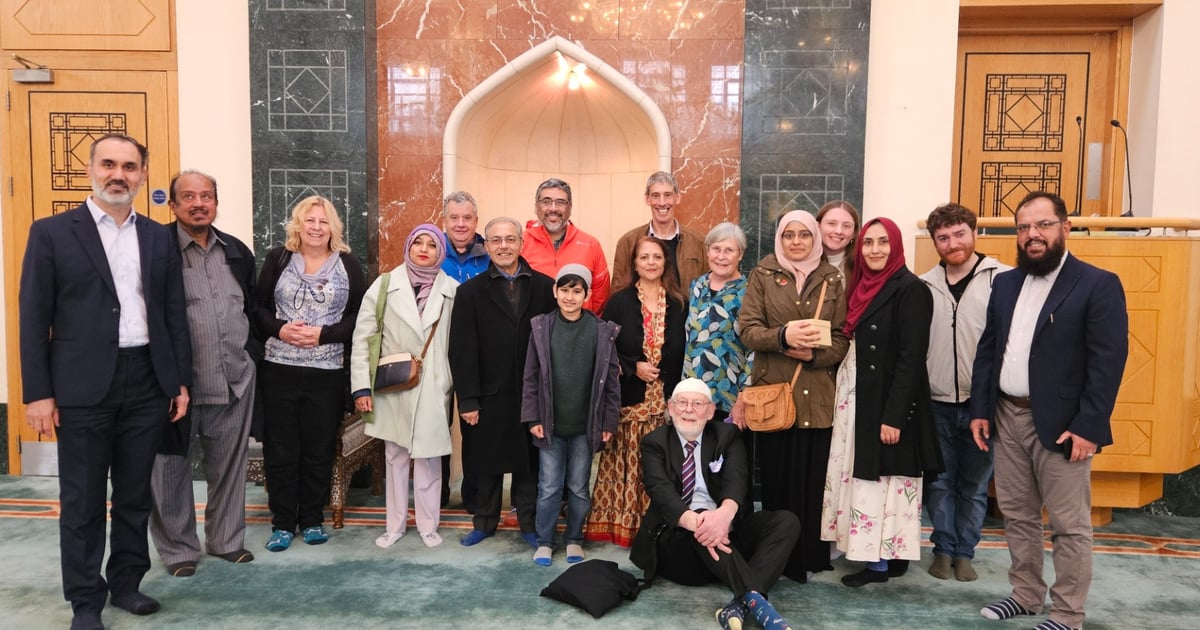 Interfaith Group Visits the ICCI Following International Day of Peace Conference