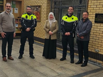 Garda visit to ICCI - Gallery image